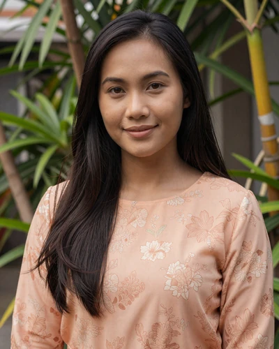 Sokha, 24, verified Cambodian woman from Phnom Penh seeking a serious relationship