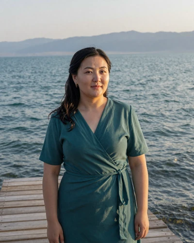 Jyldyz, 30, verified Kyrgyz professional woman from Balykchy seeking a life partner