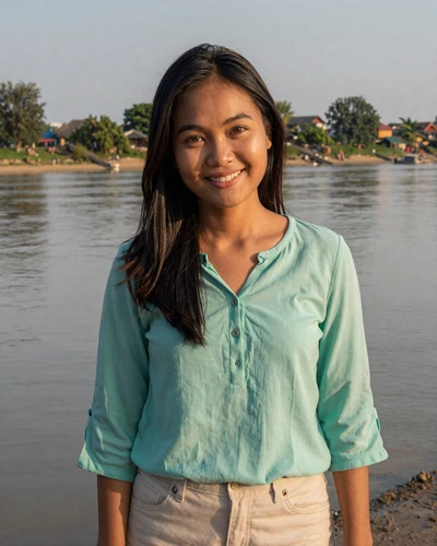 Srey Nich, 26, verified Cambodian woman from Kratie open to international relationships